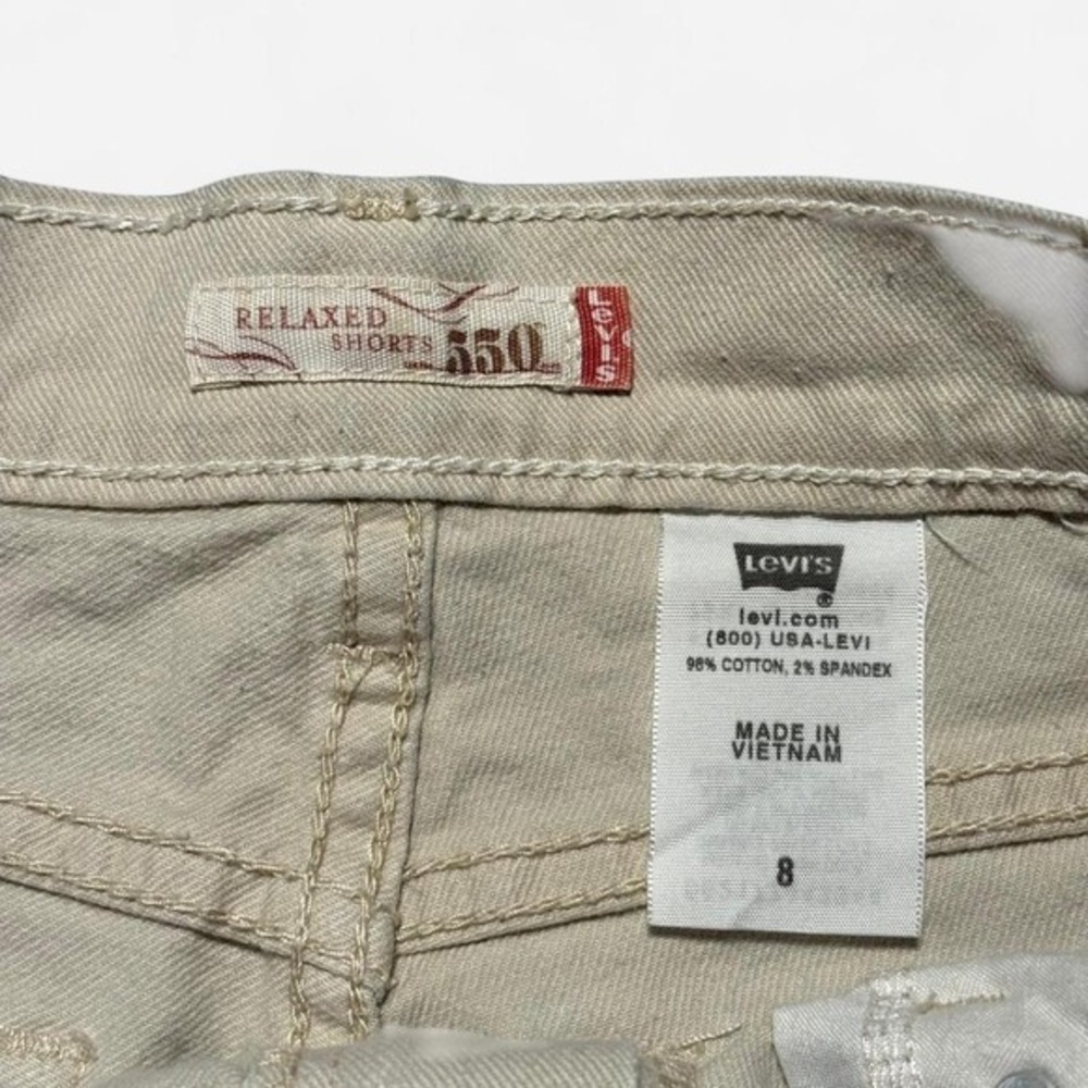 Levi's 550 Relaxed Fit Khaki Denim Shorts Size 8 - Picture 2 of 5